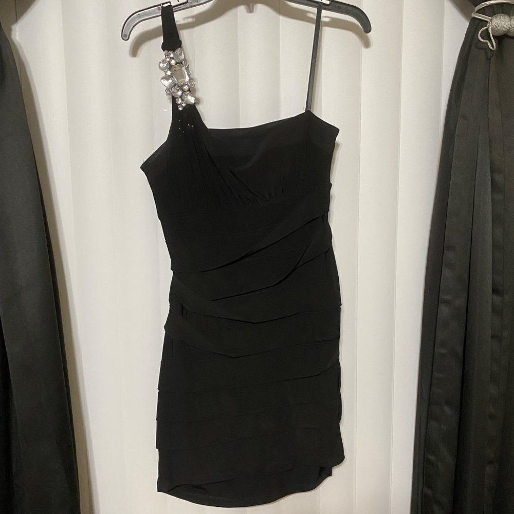 Citystudio off the shoulder sleeve